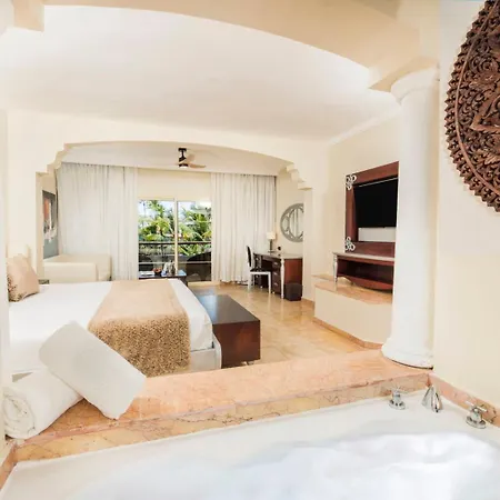 Majestic Colonial Punta Cana (Adults Only) Interior photo A room at the Hard Rock Hotel & Casino Punta Cana